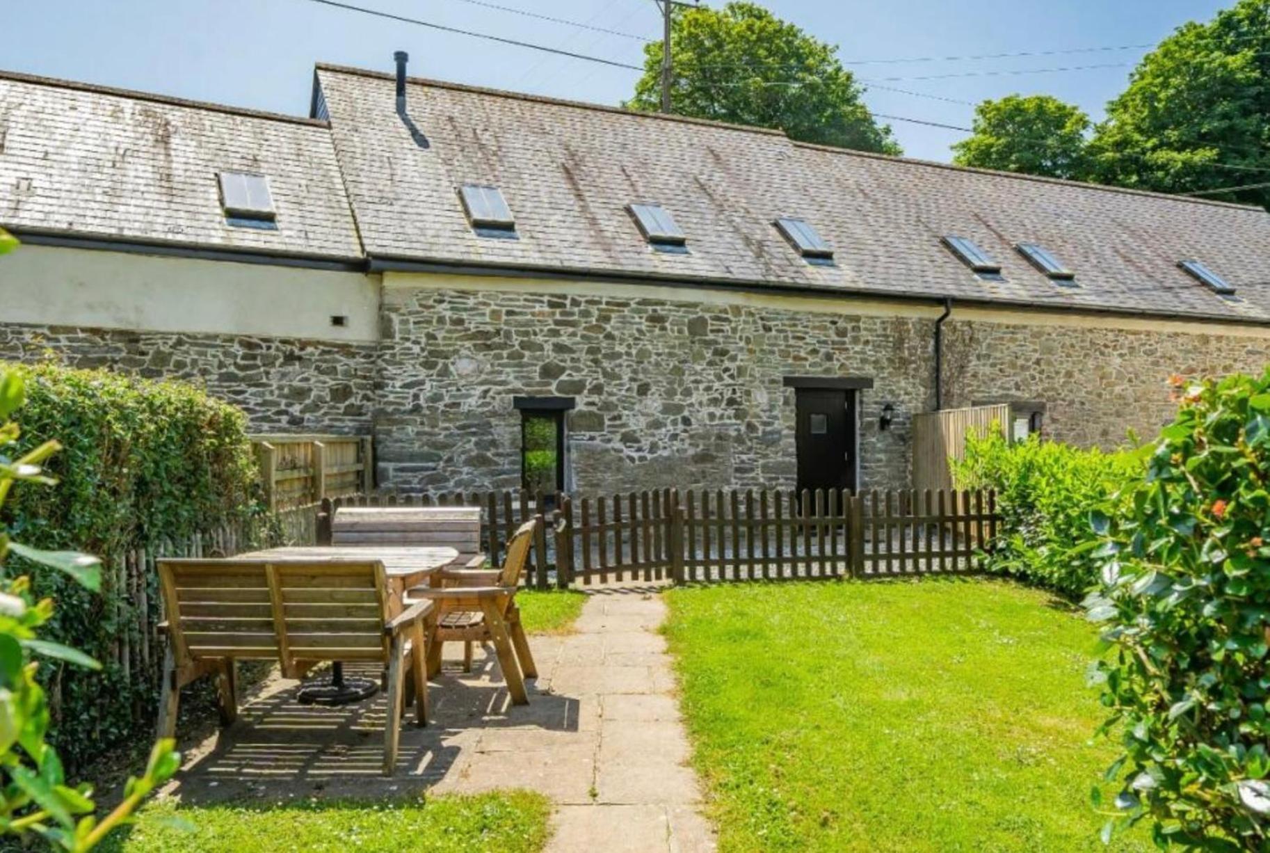 Bolberry Farm Cottages 金斯布里奇 外观 照片